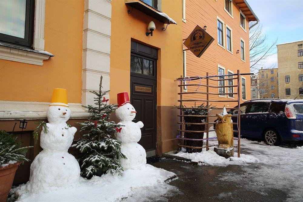 Hotel Knights Court Riga Exterior foto